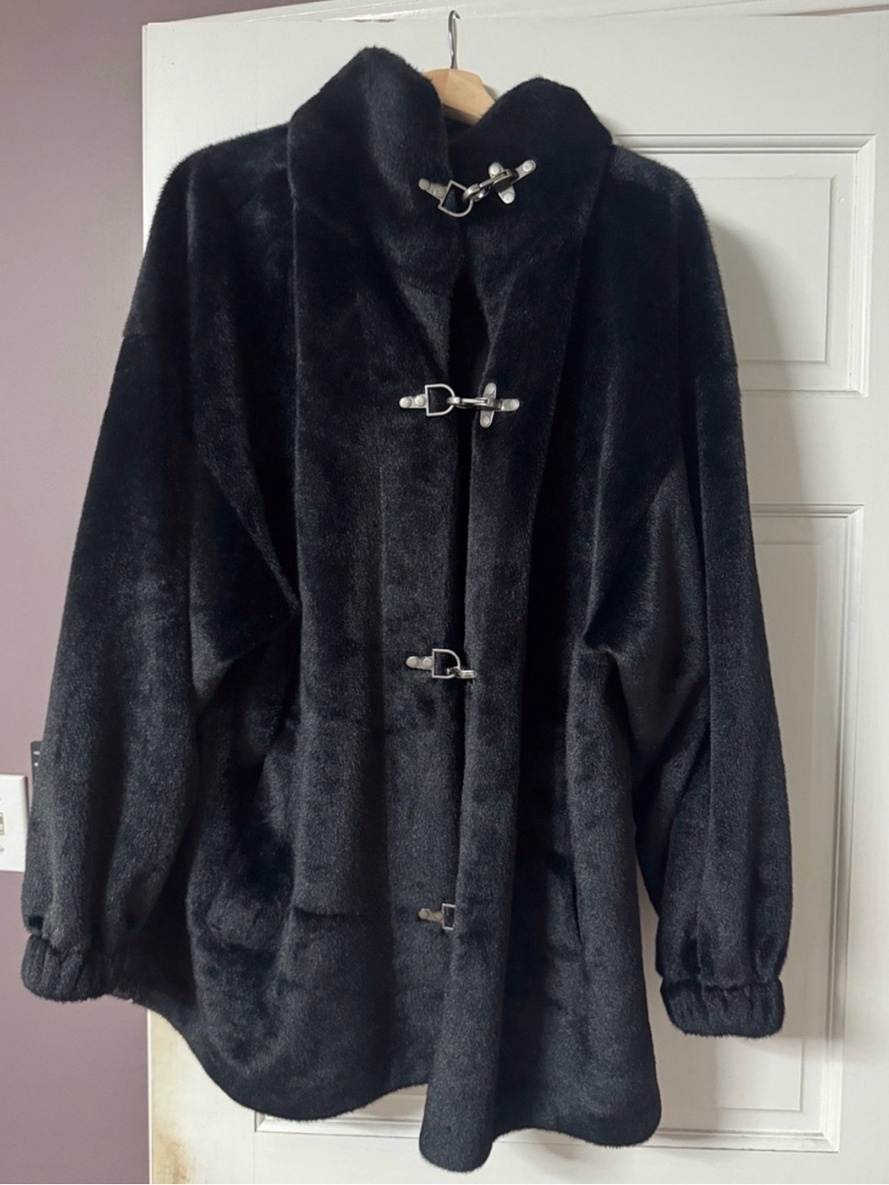 Free people Kara Faux Fur Coat black large never worn boho dressy